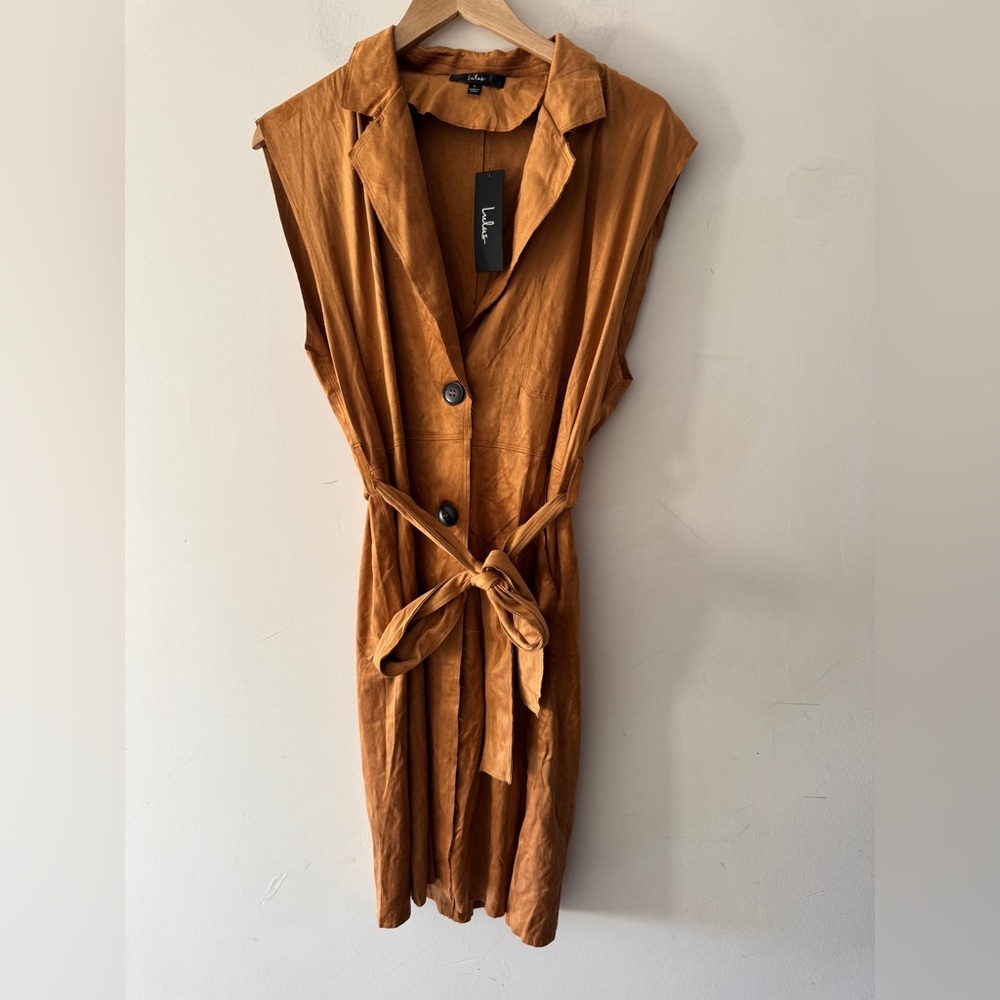 Lulus Brown Brisk Bliss Camel Suede Sleeveless Button Long Trench Coat